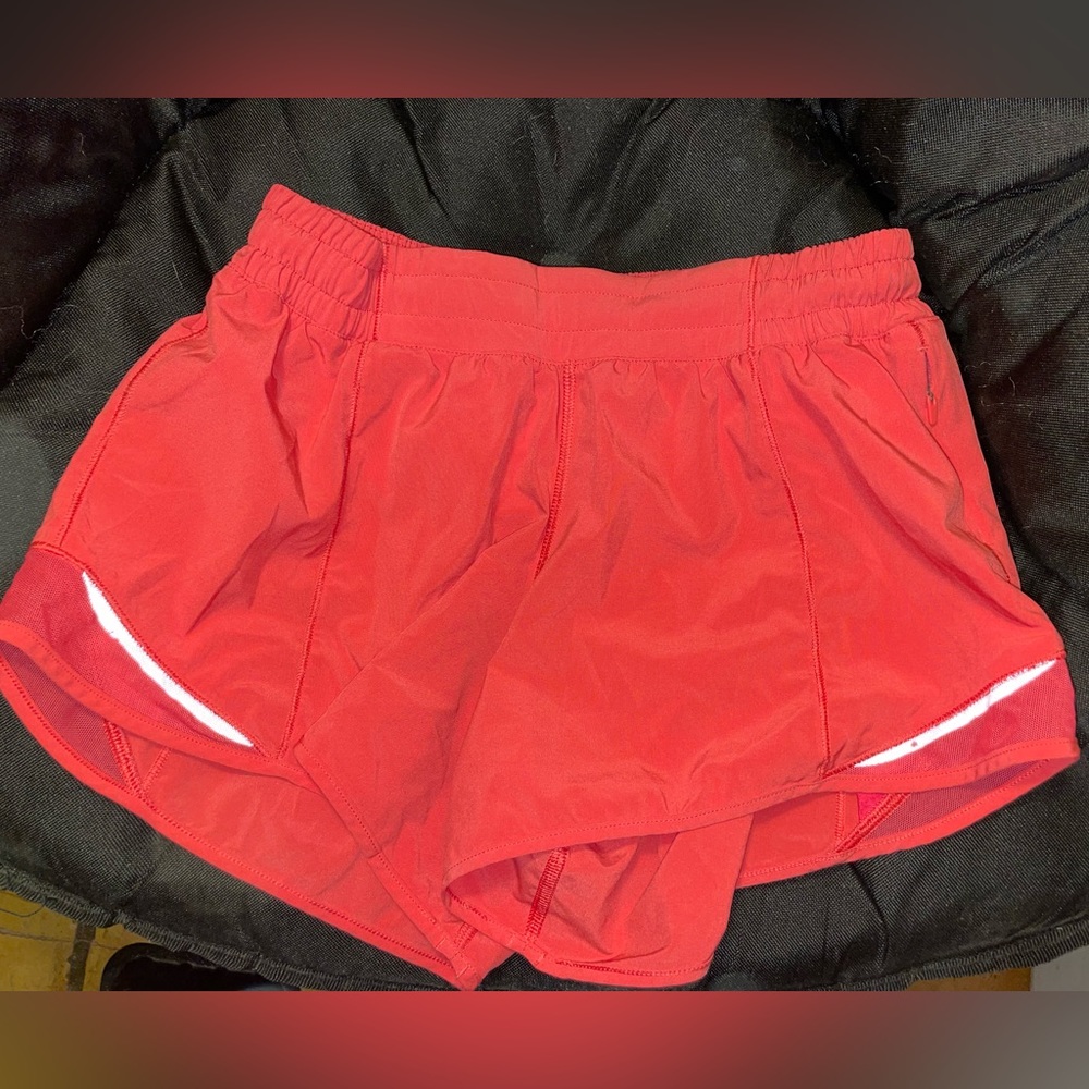 Basic pink lulu lemon shorts. Good quality and cute color, just didn’t fit me.